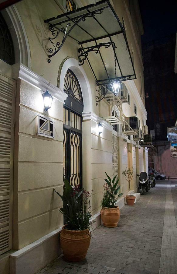 Four Streets Athens - Luxury Suites Apartments In アテネ エクステリア 写真