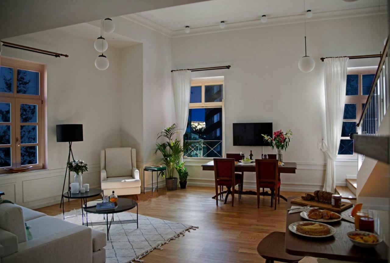 Four Streets Athens - Luxury Suites Apartments In アテネ エクステリア 写真